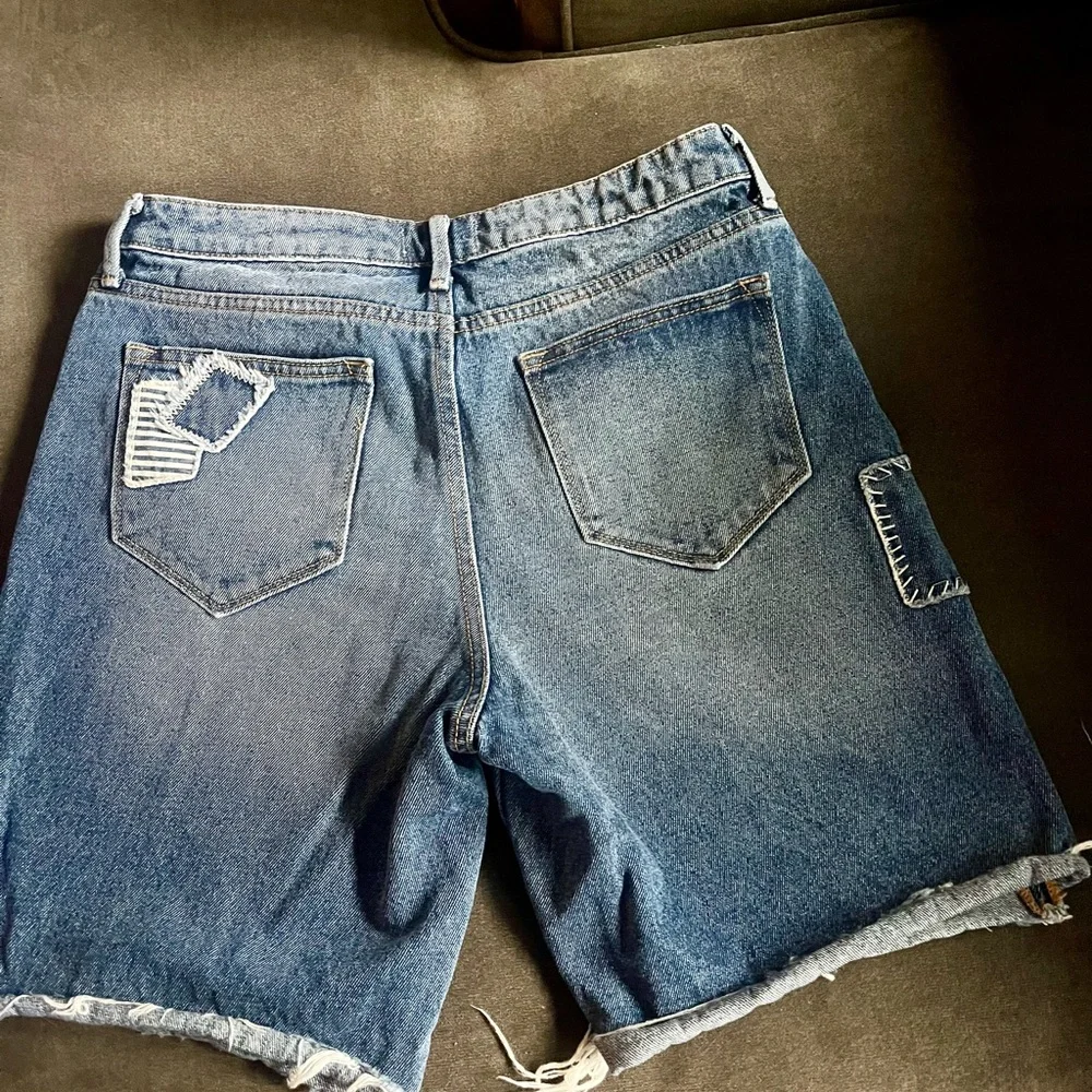 DRIFTWOOD Indigo Denim shorts - Picture 3 of 4